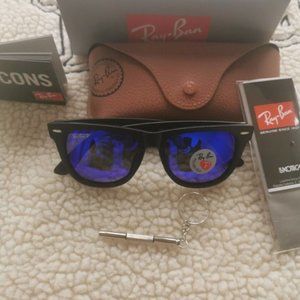 Ray ban wayfarer sunglasses RB2140